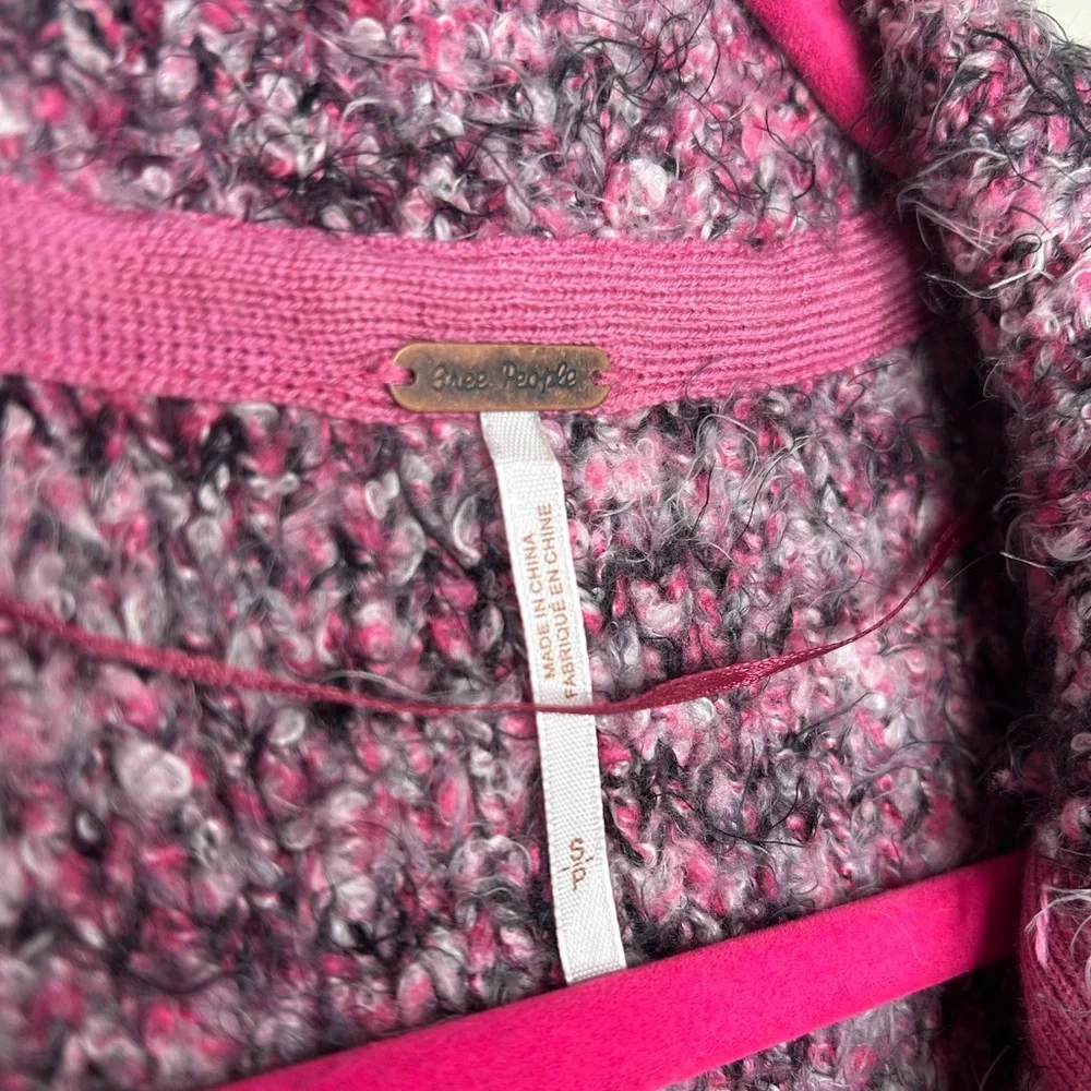 Free People Stellar Pullover Knit Sweater Shocking Pink Cozy Warm Size Small
